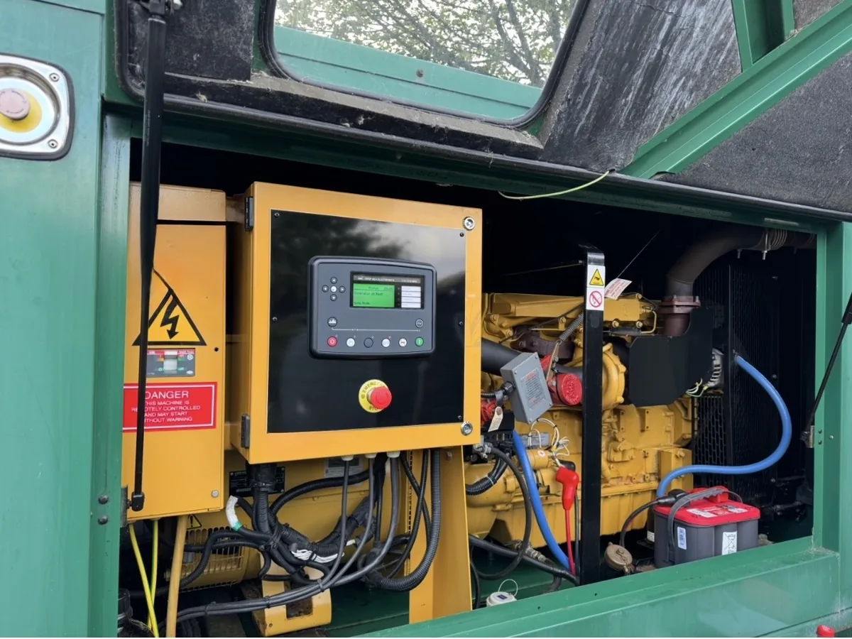 A DSE control panel on a standby diesel generator